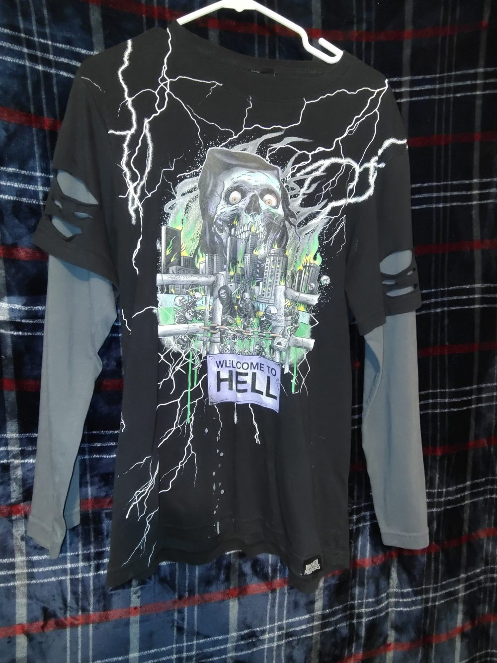 Welcome to Hell Layered Long-Sleeve Graphic Tee - Black/Gray